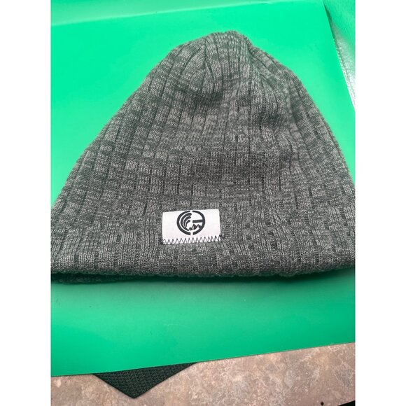 Crepig Gray Beanie Hat 100% Acrylic One Size Pukkainc.com Exclusive Made In Chin - Picture 5 of 5